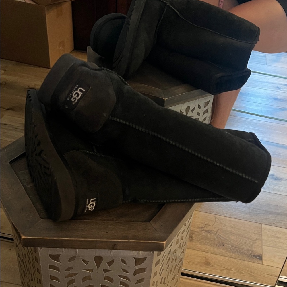UGG, size 6, Classic Black Tall Boots - Picture 6 of 14